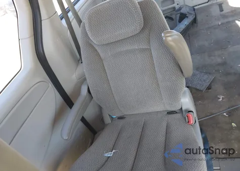 2007 Chrysler Town & Country Lx from USA, damaged, VIN 2A4GP44R47R245307